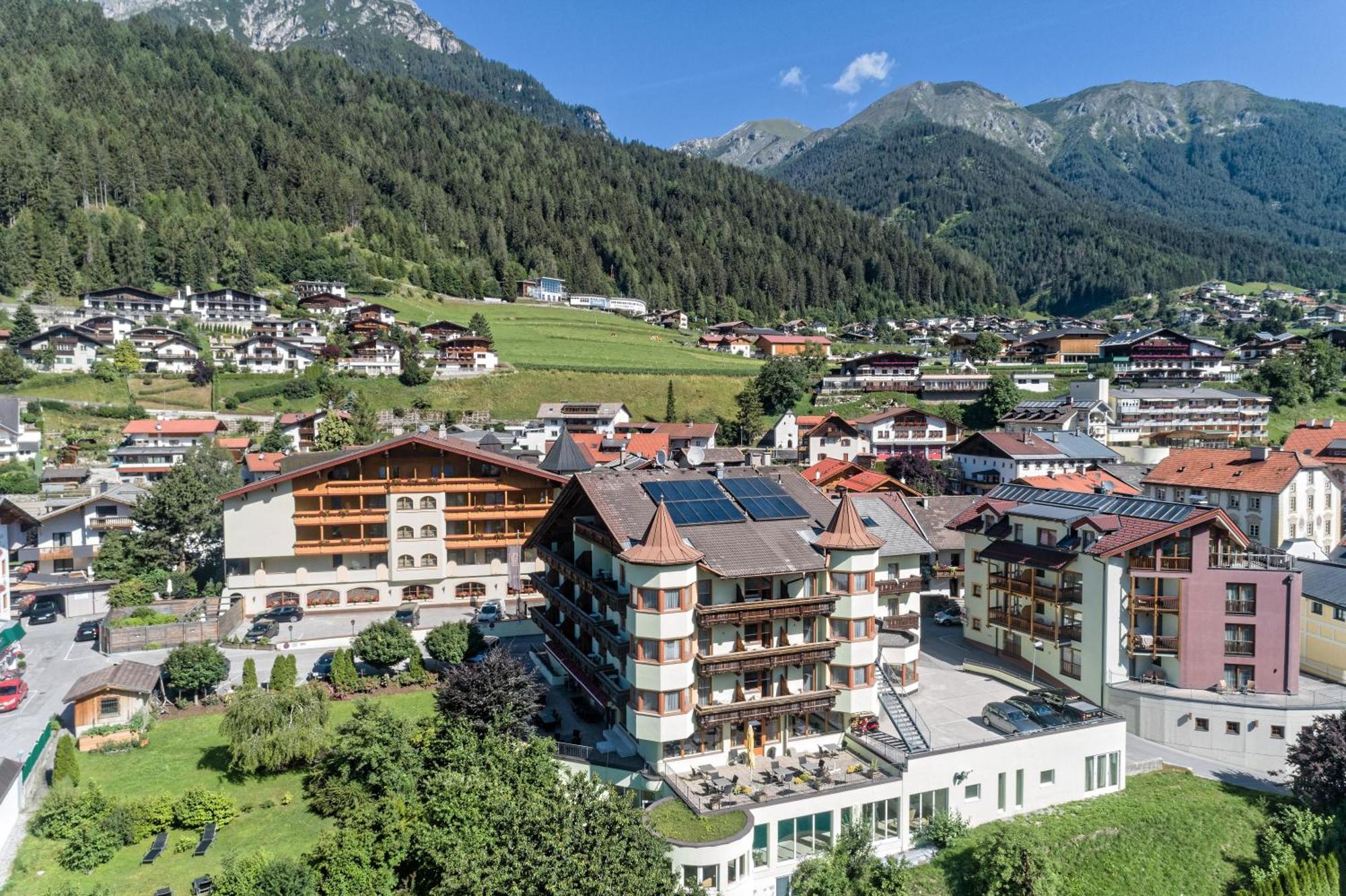 Das Posthaus Stubai&Smart Hotel Фульпмес Екстер'єр фото